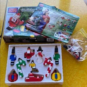 Mega Bloks-Holiday Ornament Set - Multicolor